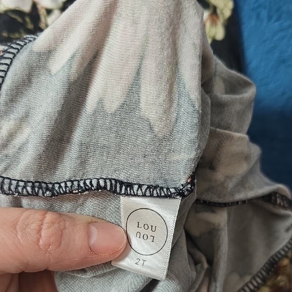 Lou Lou & Company Floral Top and Bottom Set 2t - Picture 5 of 6